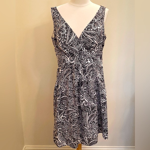 Lands End Black White Paisley Print Faux V-Neck Wrap Sleeveless MIDI Dress SZ 14 - Picture 1 of 13
